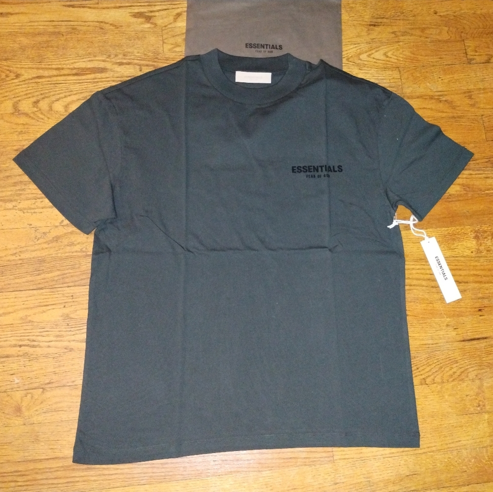 Essentials Men's Dark Gray Short Sleeve Tee
